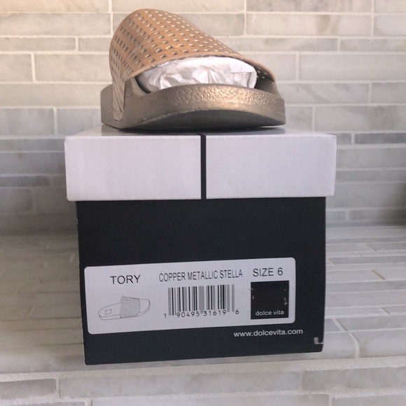 Rose gold Dolce Vita Stella slides - Picture 6 of 7